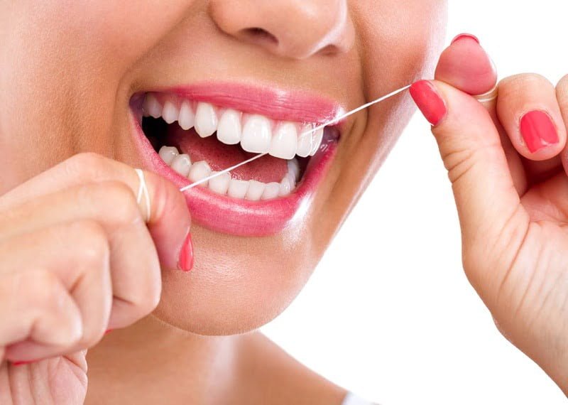 ابتسامة صحية: دليل شامل للوقاية والعلاج من أمراض الفم والأسنان